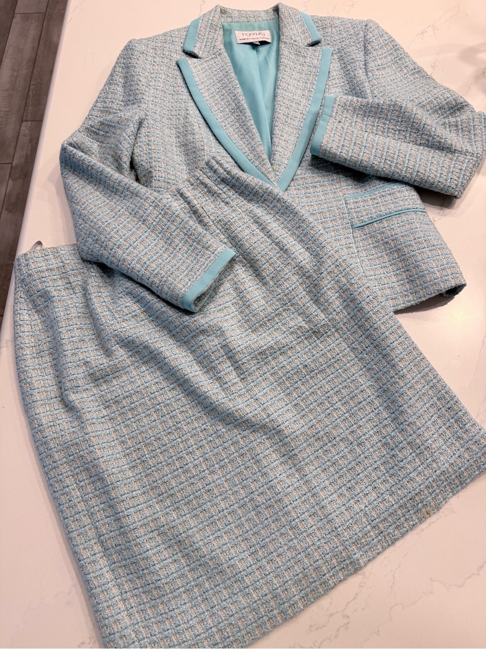 Ingenuity Light Blue Tweed Suit Set with Contrast Trim, Jacket size 4, skirt 6